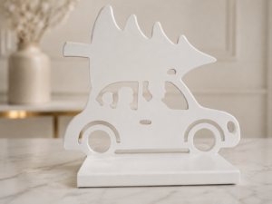 Rodzinne auto z choinką — baza florystyczna biała, 31 × 35 cm